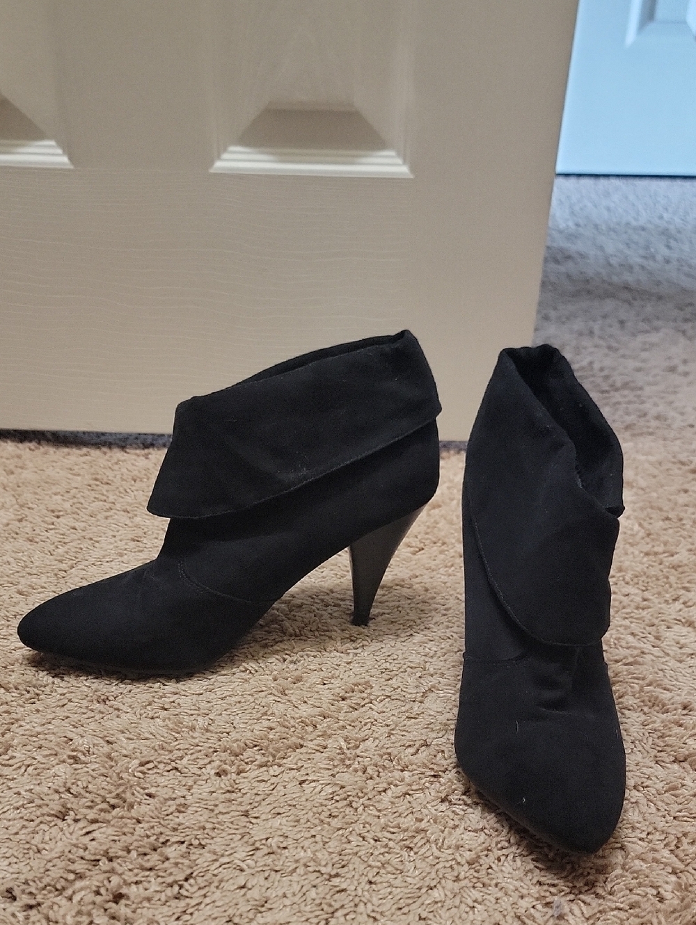 Women's Black Suede Fold-Over Ankle Booties